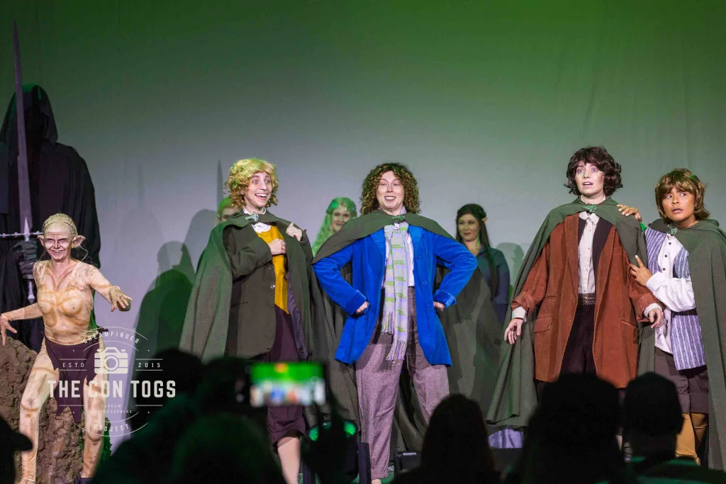 28 - The Fellowship of WonderCon - Themagicalthumbs