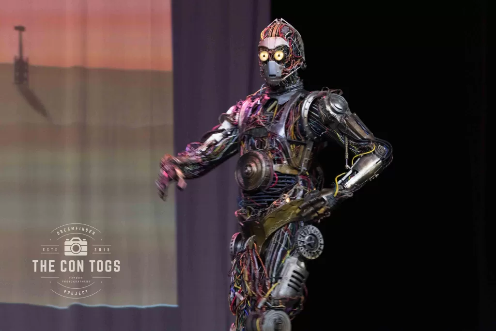 Naked C-3PO from The Phantom Menace - Droid Protocol