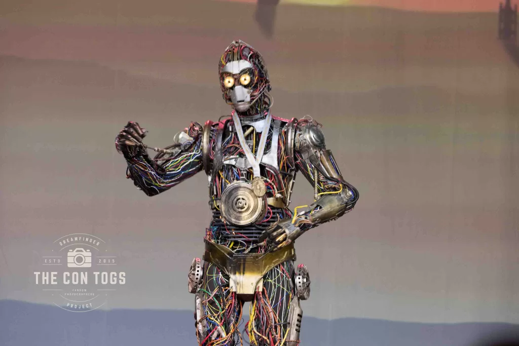 Best Workmanship - Naked C-3PO from The Phantom Menace - Droid Protocol